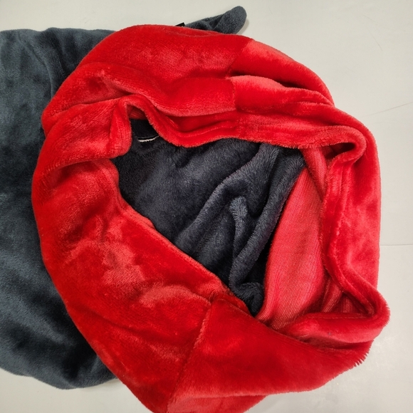 Shark Blanket Hoodie Wearable Kids Blankie Super Soft Cozy Soothing - Picture 4 of 6